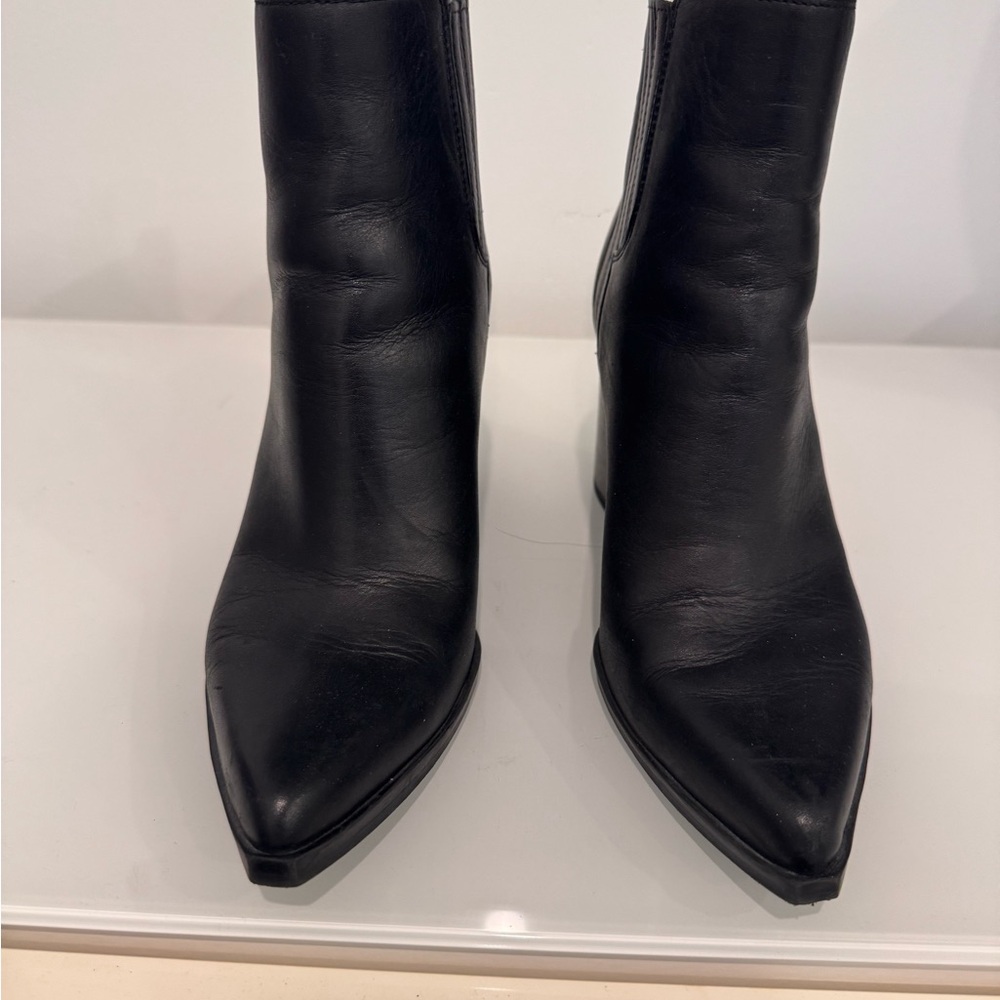 Marc Fisher Black Ankle Boots Sleek Leather Design